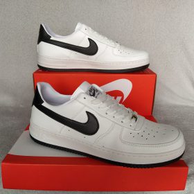 Solo 35,00€ 😲 | Nike Air Force Blanco Suela Negra - Calzado Barata -  Zapatos Outlet