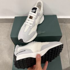 New Balance 327 blanco N color tigre