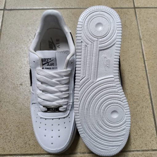 Nike Air Force - Blanco / símbolo Negro