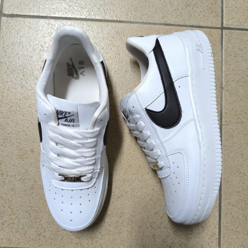 Nike Air Force - Blanco / símbolo Negro