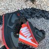 Nike Air Force gris/negro en bota