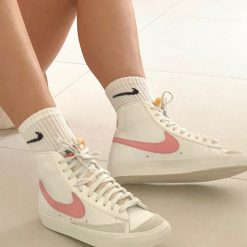 Nike Blazer Mid rosa - bota
