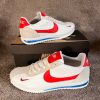 Nike Cortez Blanco con Rojo