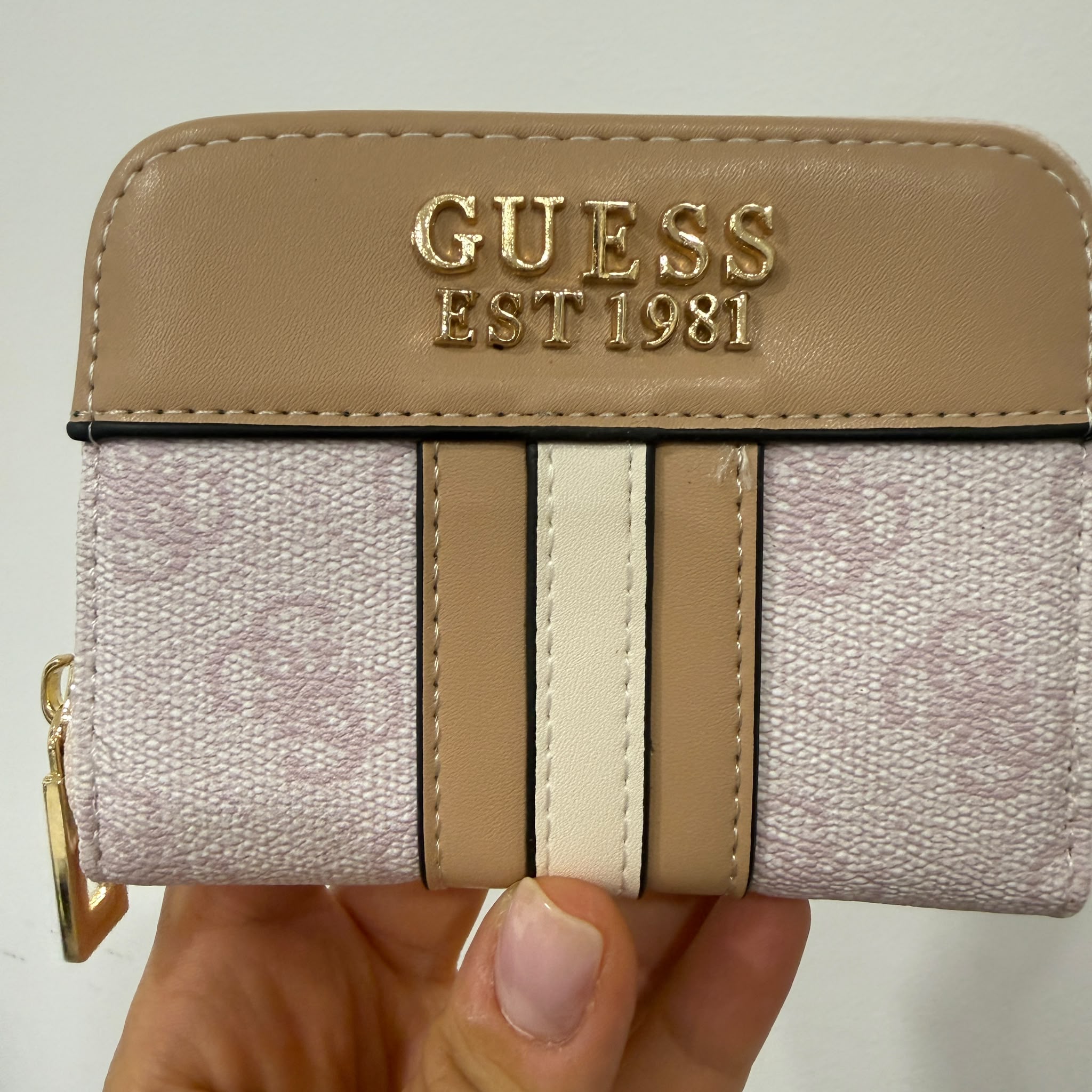 Cartera Guess Rosa e Blanco con Beige Cartera Guess Rosa e Blanco con Beige